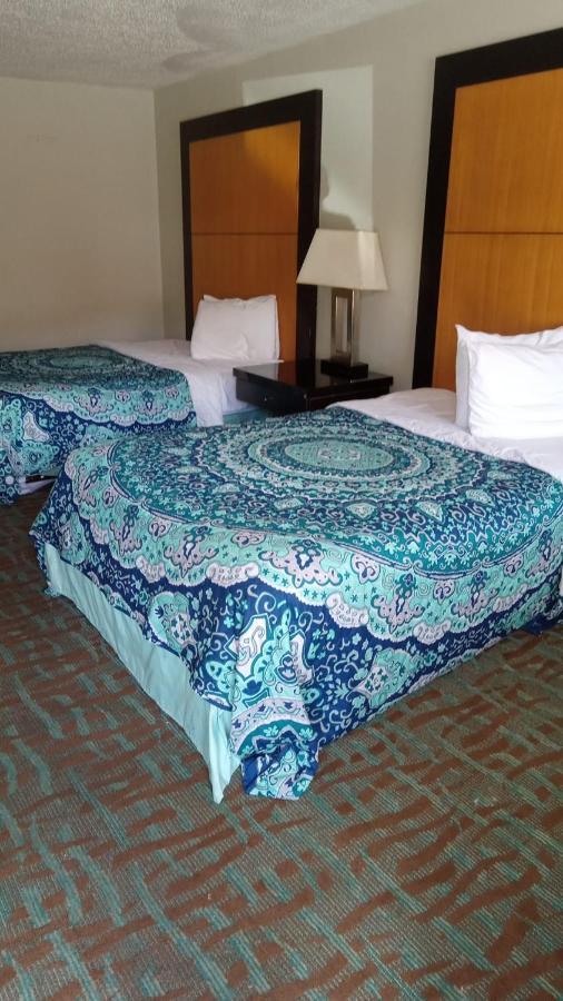 Apm Inn&suites -